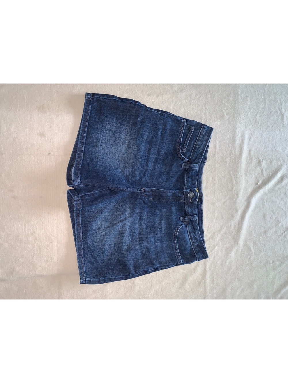 Lee Regular dark wash denim shorts 14